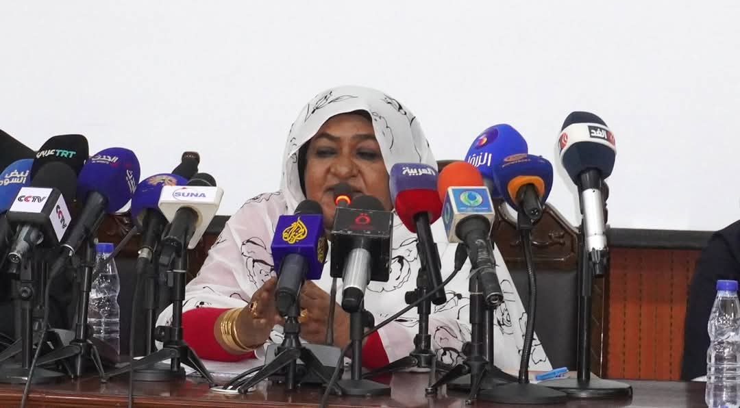 وزيرة الصناعة والتجارة: المليشيا المتمردة دمرت 1877 مصنع بولاية الخرطوم منها 553 تدمير كلي