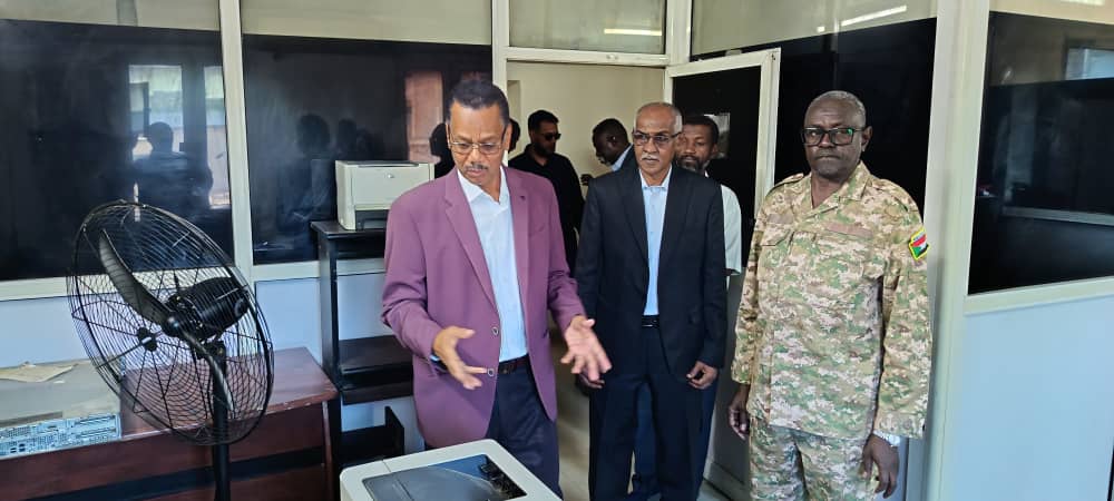 *والي الخرطوم يوجه بمراجعة المشروعات الاستثمارية التي تضررت من الحرب والمشروعات التي لم تنفذ*