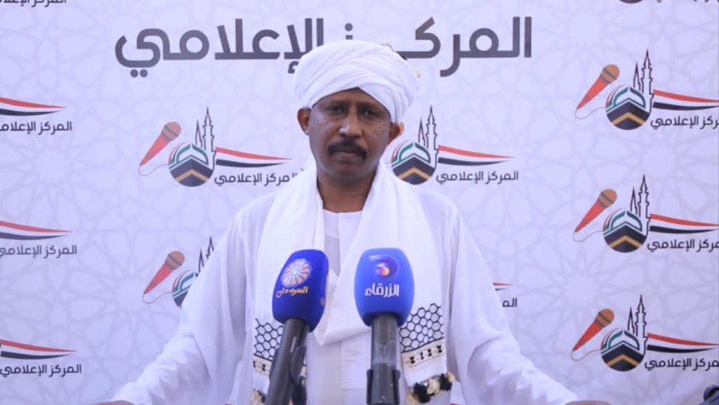 أمناء أمانات الحج والعمرة بعدد من الولايات يطالبون بتعيين سامي الرشيد وزيرا للشؤون الدينية والأوقاف