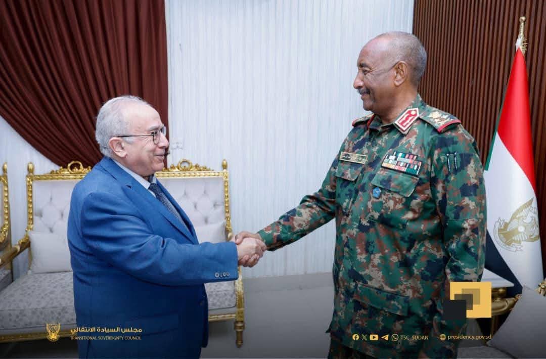 رئيس مجلس السيادة الانتقالي يلتقي المبعوث الخاص للأمين العام للأمم المتحدة