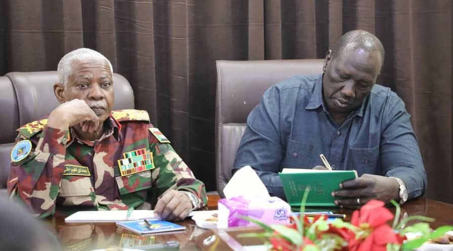 مدير المخابرات العامة يقف على الأوضاع الأمنية والتنموية بالنيل الأزرق