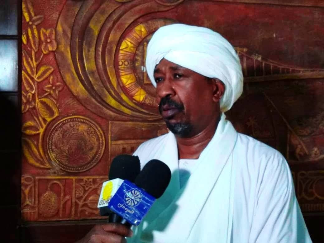 رئيس الوزراء يكلّف عمر مصطفى أميناً عاماً للمجلس الأعلى الحج والعمرة