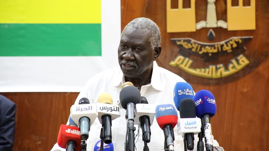 شــــــــــــوكة حـــــــــــوت
         *مـــــالك عـقـــــــار*
*يكشف عن وجه المؤامرة العارى*
بقلم /ياسرمحمدمحمود البشر