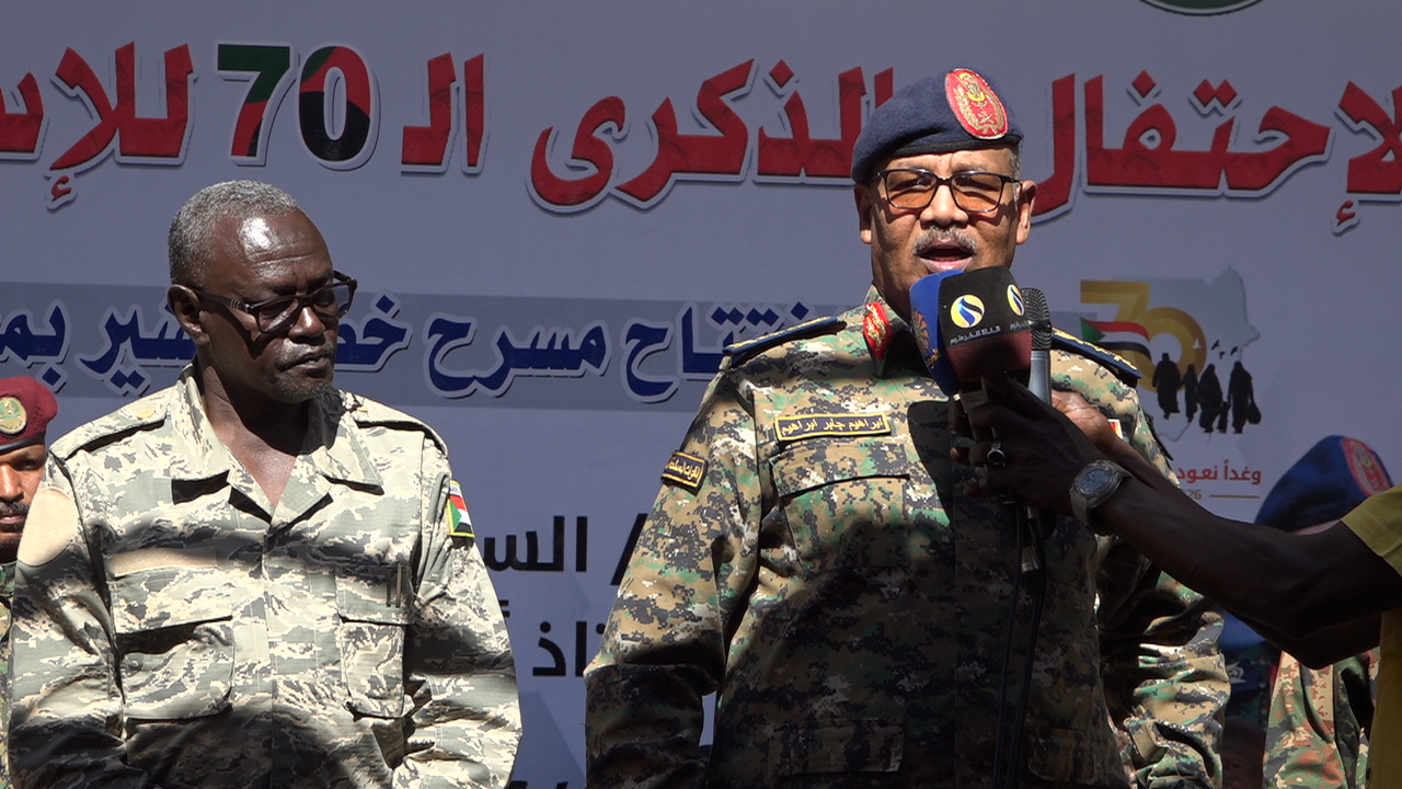 بحضور الفريق ابراهيم جابر ووالي الخرطوم 
*عودة النشاط لمسرح خضر بشير ببحري بعد تأهيله بمشاركة جمع من المسرحيين والدراميين*