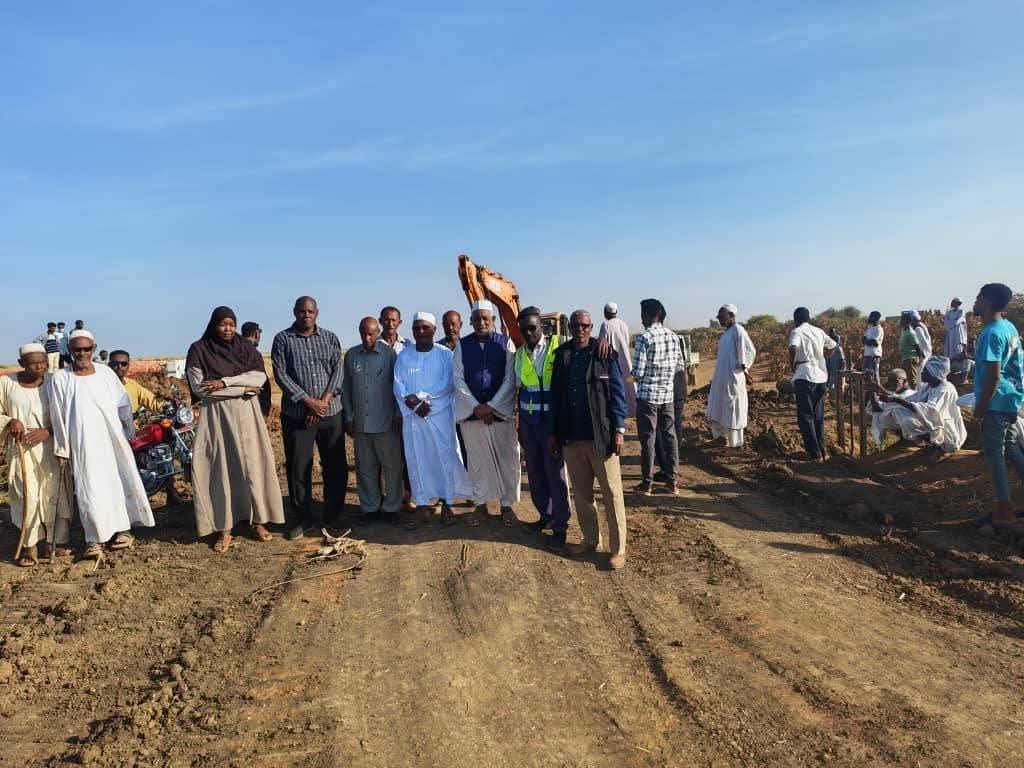 محافظ مشروع الجزيرة يدشن العمل بكبري إبراهيم عبد الله