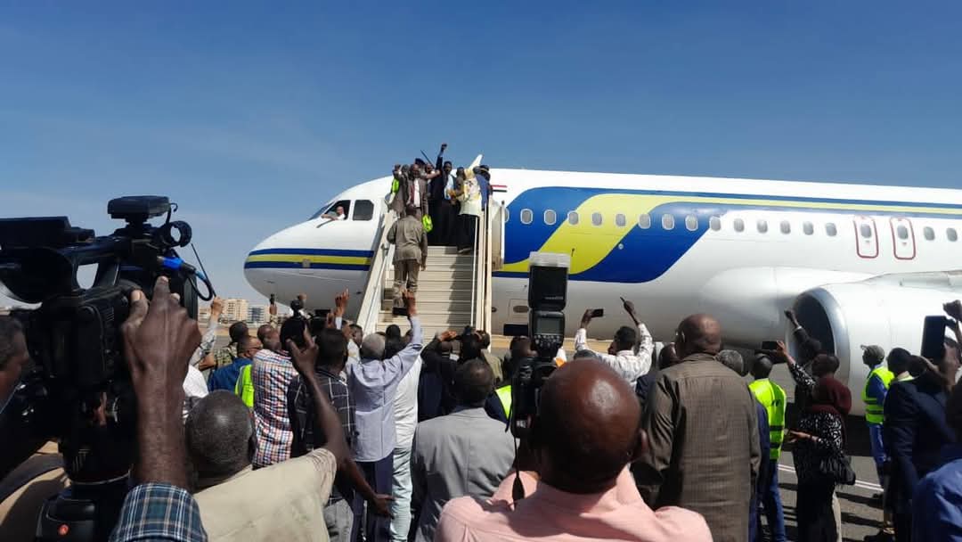 مطار الخرطوم الدولي يستقبل اول رحلة داخلية بعد التحرير عبر الناقل الوطني سودانير