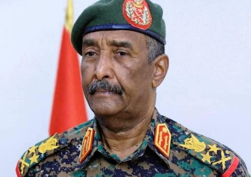 عاجل| القائد العام للقوات المسلحة يشكل رئاسة أركان جديدة للجيش برئاسة الفريق أول ياسر العطا