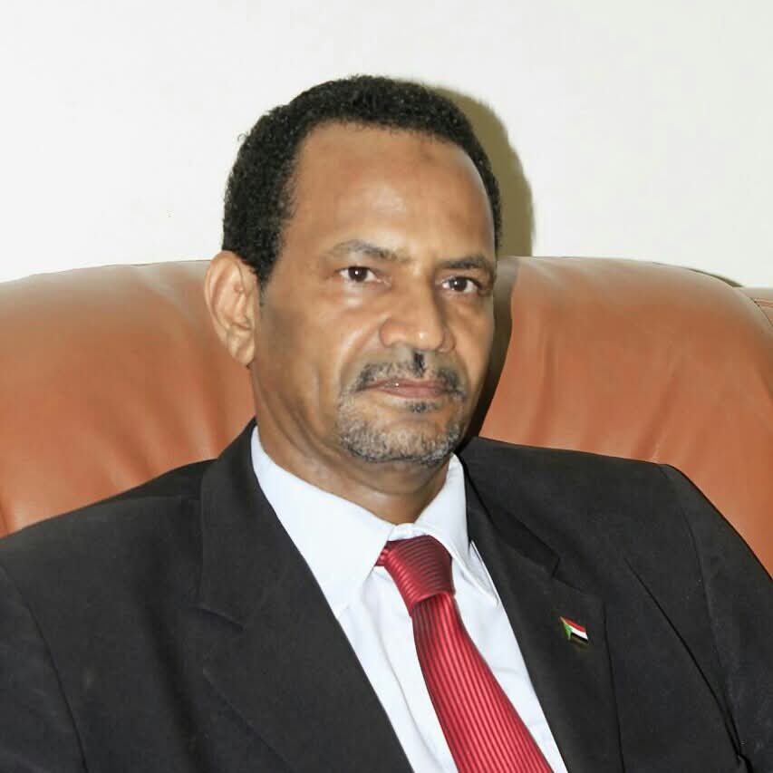 قبل المغيب..
عبدالملك النعيم احمد...
    ......................
 عيد الجيش وموسم الإنتصارات وخطاب القائد.. 

   .......................
