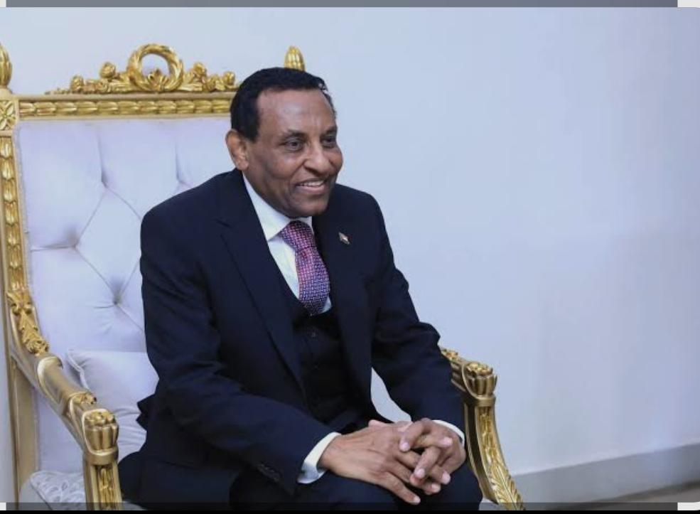 الدكتور/ أحمد التجاني محمد يكتب :🌀 عطفا على ما جاء في مقال الهندي عز الدين رئيس الوزراء قضى 40 سنة في بلاد الغرب فترة كافية لتغير نمط العقل والفكر والهوية السودانية كما غير الله نمط جيل الاستعباد والهوان إلى جيل البسالة والشجاعة لدخول الأرض المقدسة !!
〰️〰️〰️〰️〰️〰️〰️