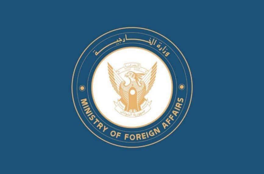 وزارة الخارجية والتعاون الدولي تدين استهداف مدينة الأبيض بالمسيرات الانتحارية